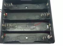 Hộp Đế Pin 1.5V 4A